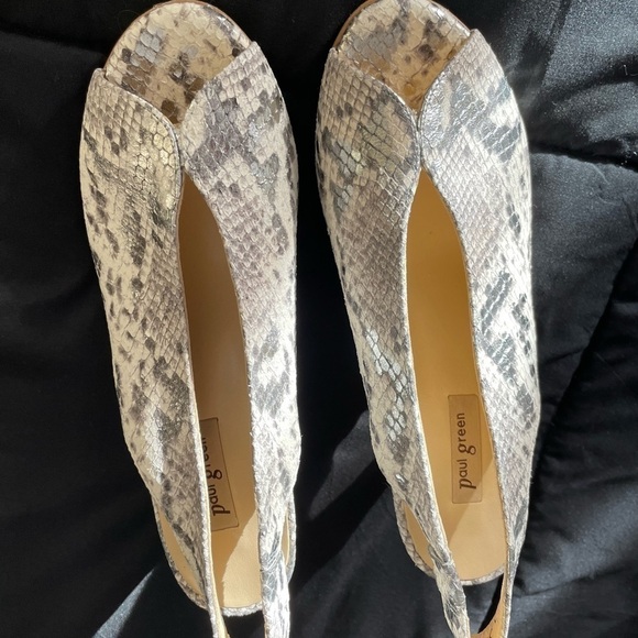 𝅺Paul Green Snake Pumps - Picture 5 of 9